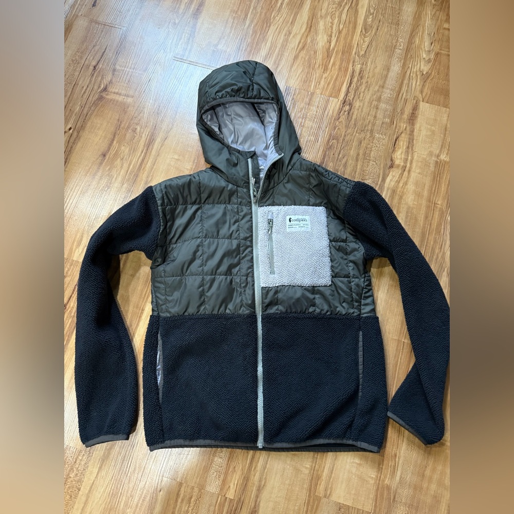 Cotopaxi Woman’s Trico Hybrid Jacket